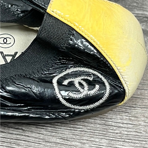 Chanel Patent Two Tone Ballet Flats - Picture 8 of 11